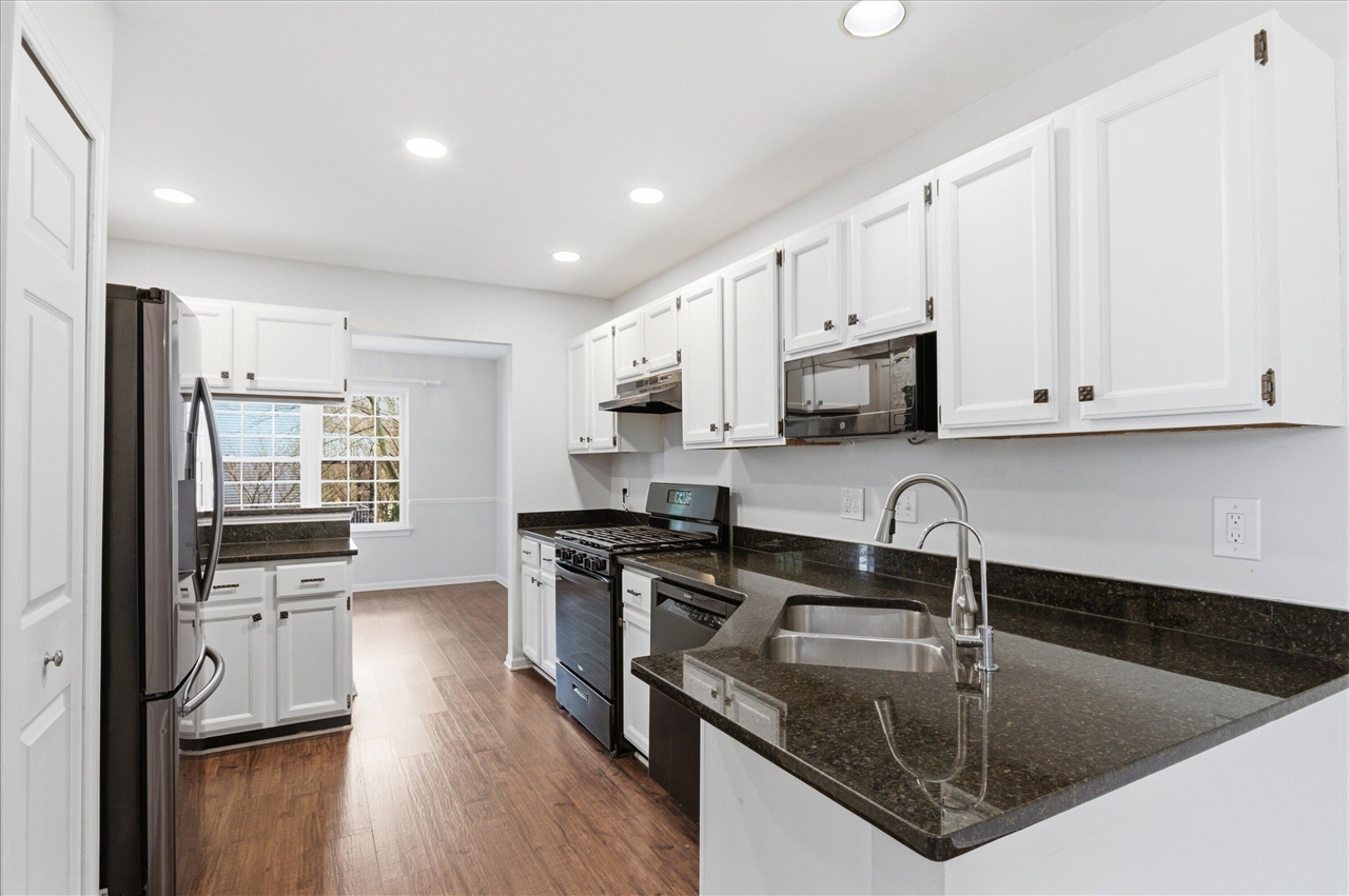 4344 Hillside Drive Property Photo 15