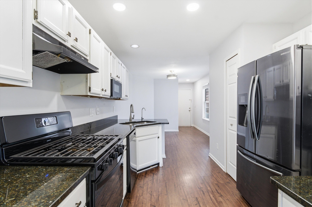 4344 Hillside Drive Property Photo 19
