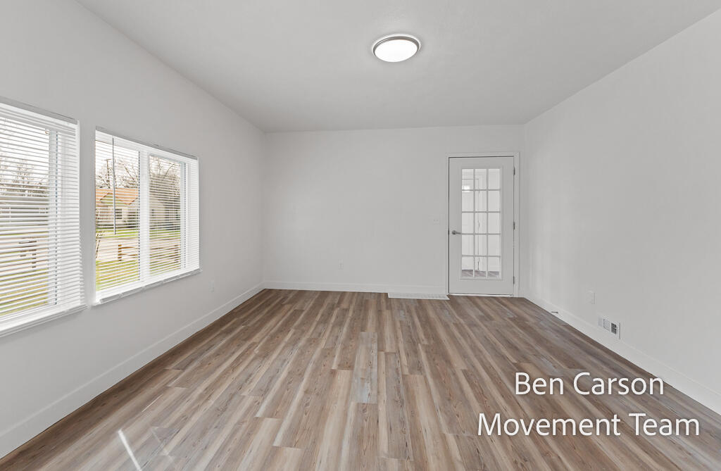 2820 Lemuel Street Property Photo 7