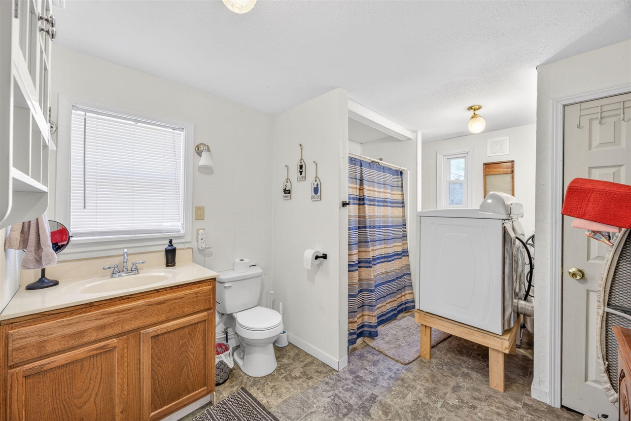 4784 1st Street Property Photo 10