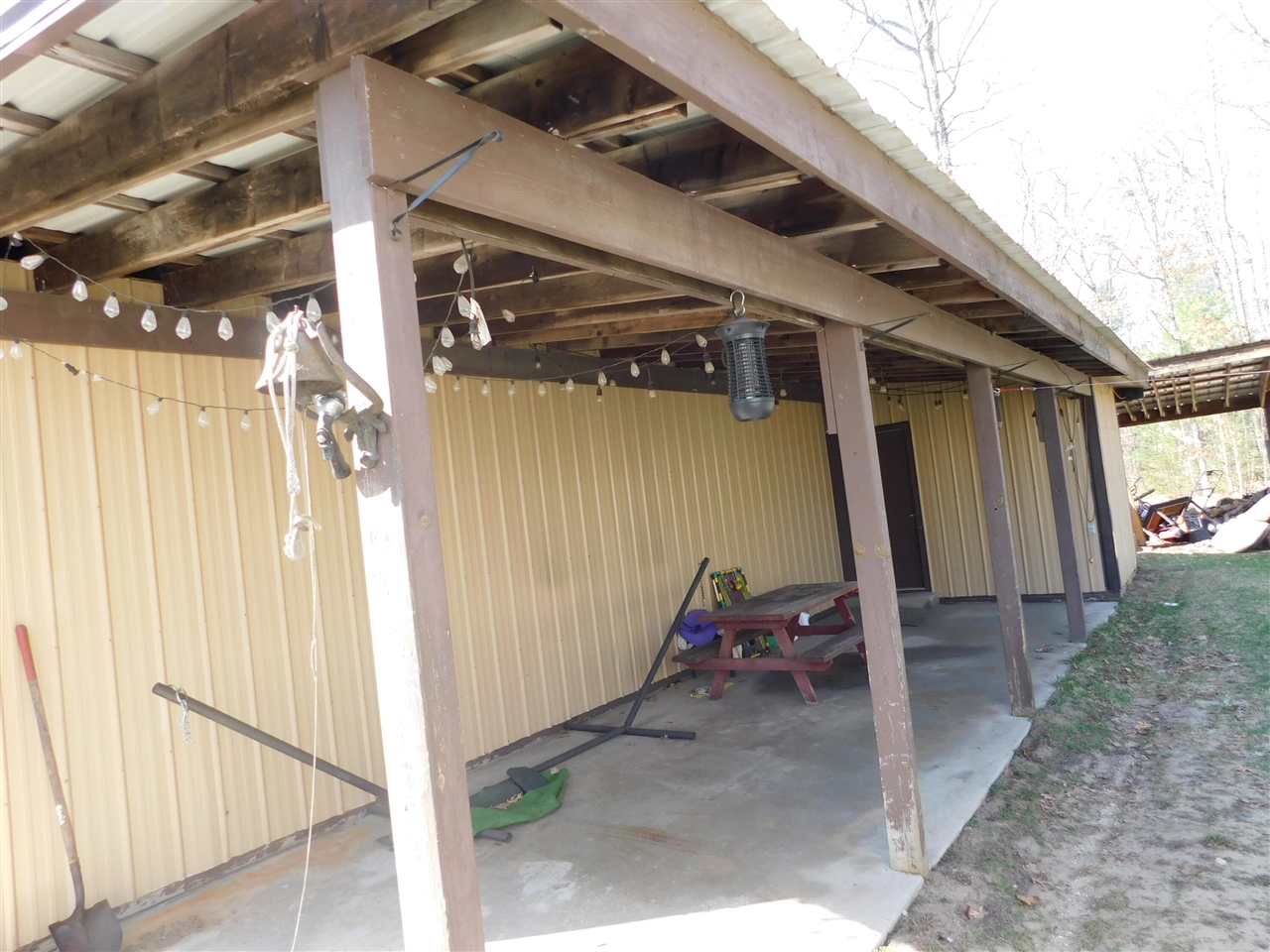 647 N Hart Road Property Photo 9