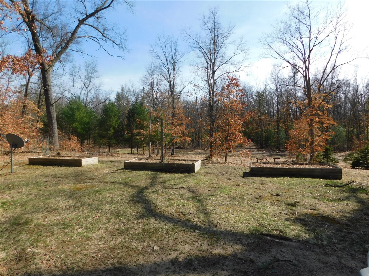 647 N Hart Road Property Photo 17