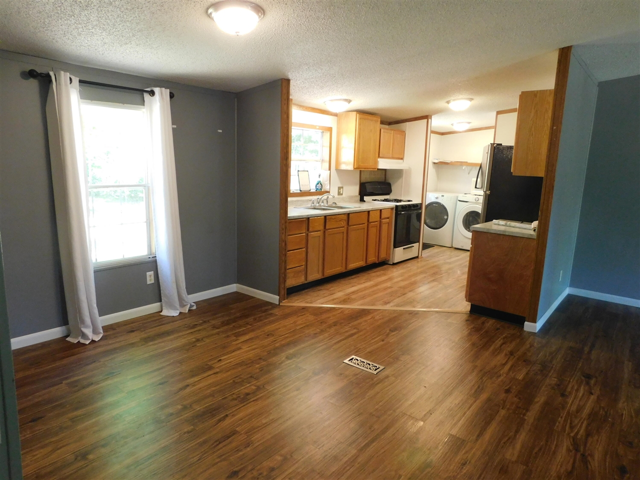 647 N Hart Road Property Photo 23