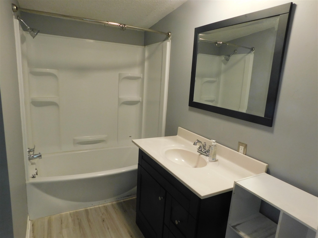 647 N Hart Road Property Photo 28