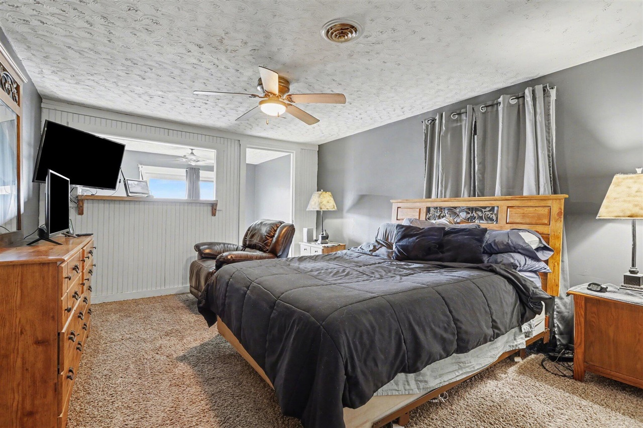 28573 Maystead Road Property Photo 22