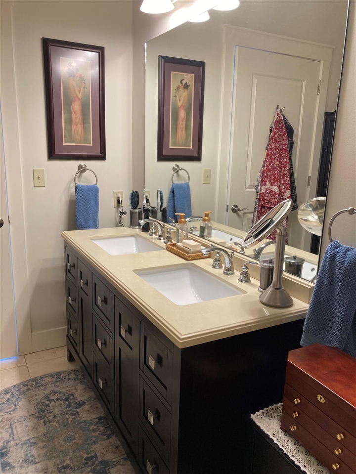 105 W Danaher Street Property Photo 18