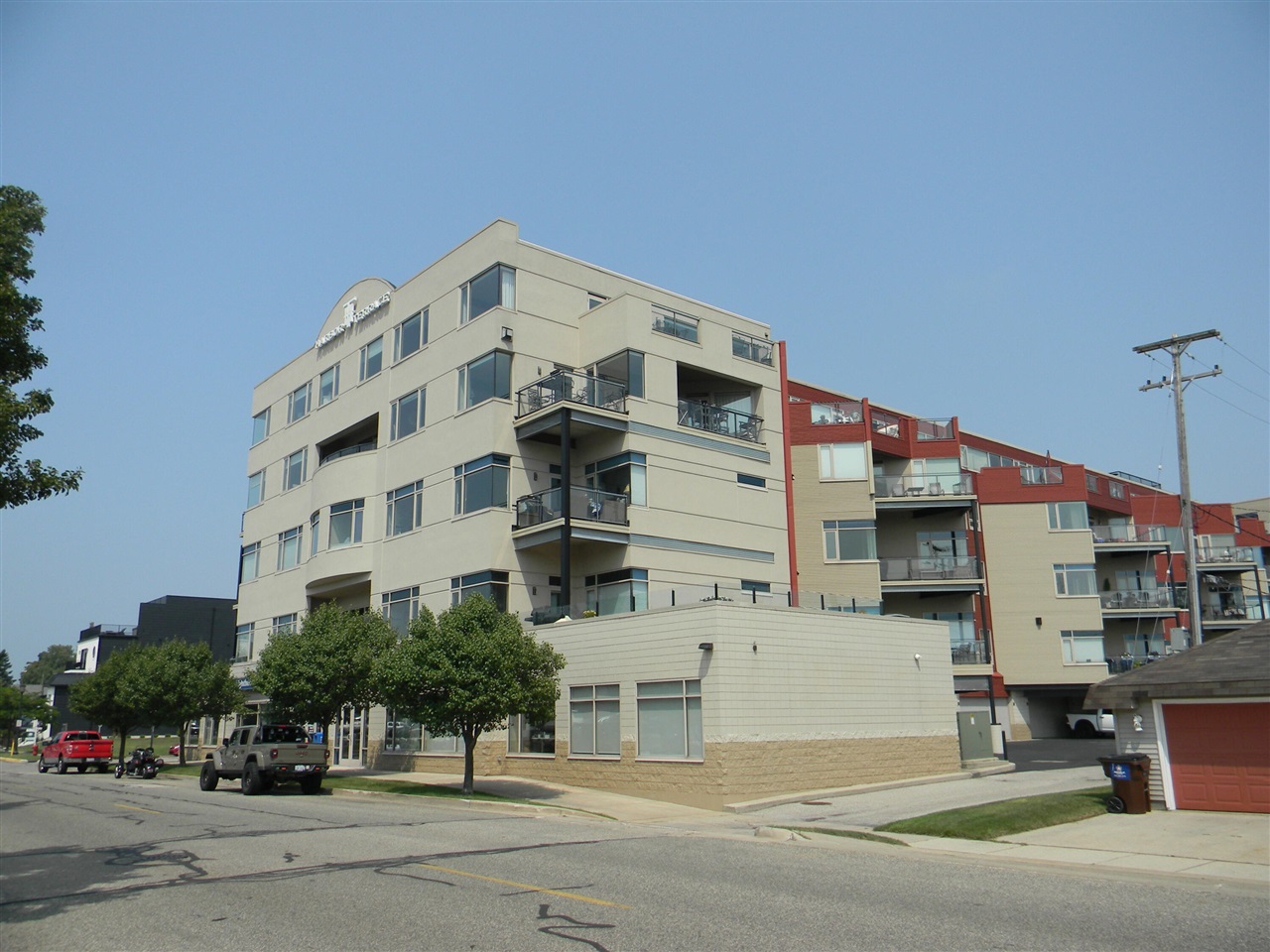 105 W Danaher Street Property Photo 52