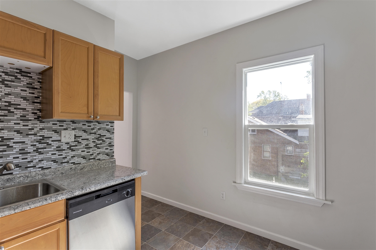 7507 Hanover Street Property Photo 17