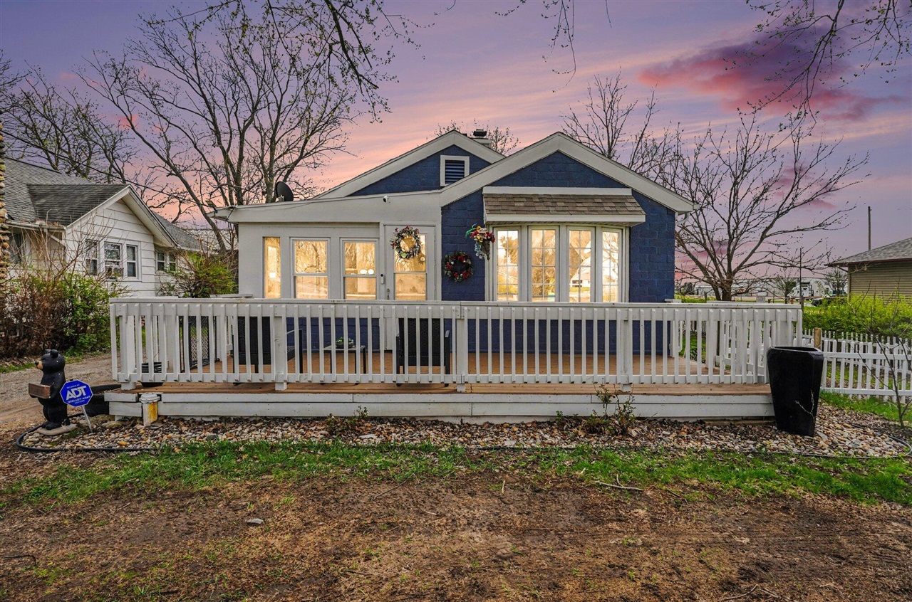 2961 W Dickman Road Property Photo 2