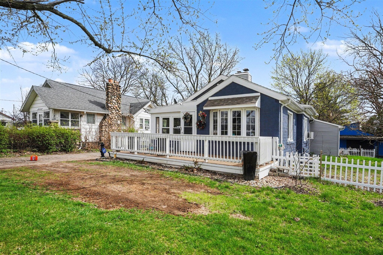 2961 W Dickman Road Property Photo 4