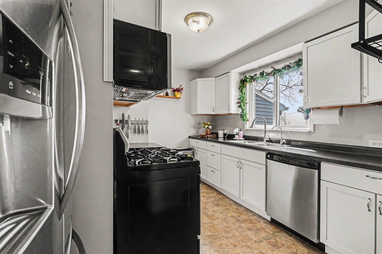 2961 W Dickman Road Property Photo 13