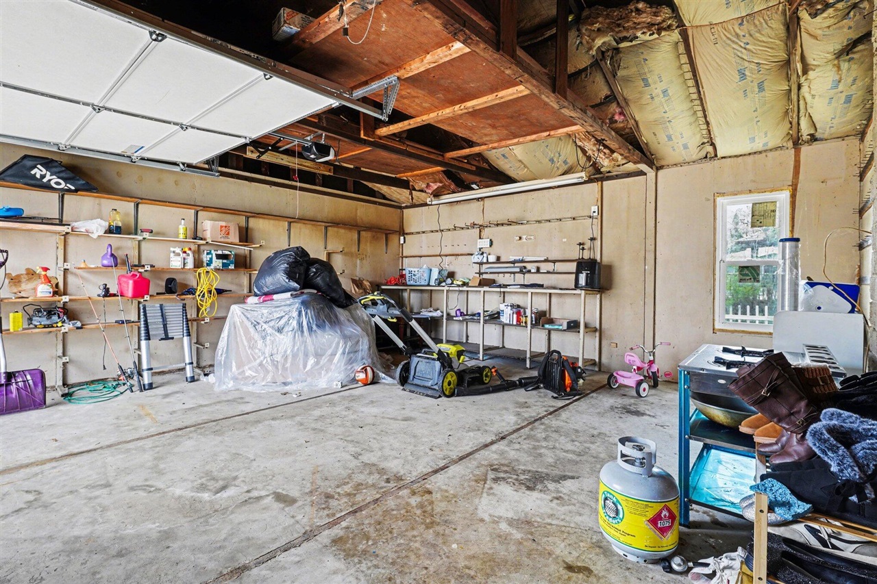 2961 W Dickman Road Property Photo 18