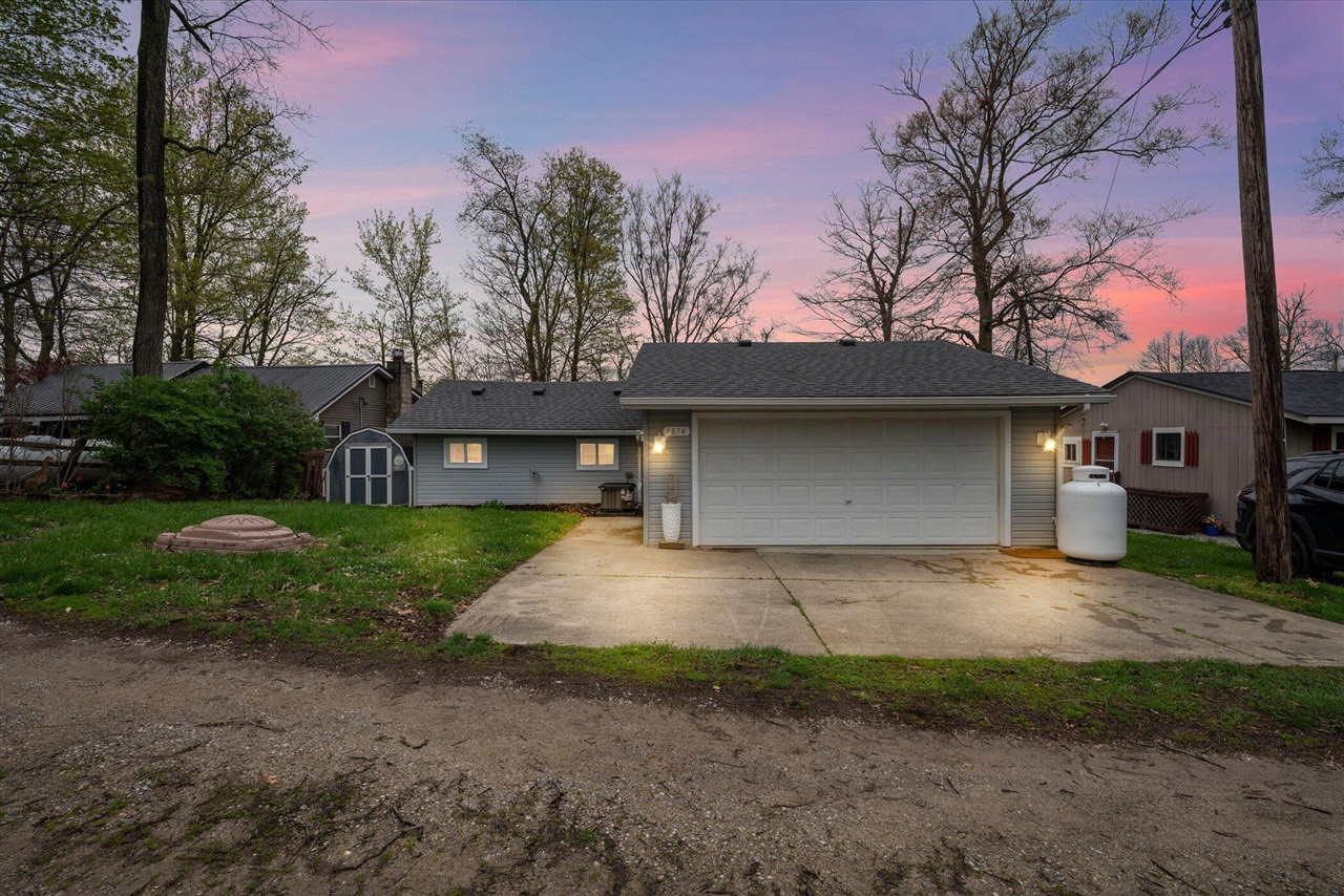 9874 Highland Drive Property Photo 1
