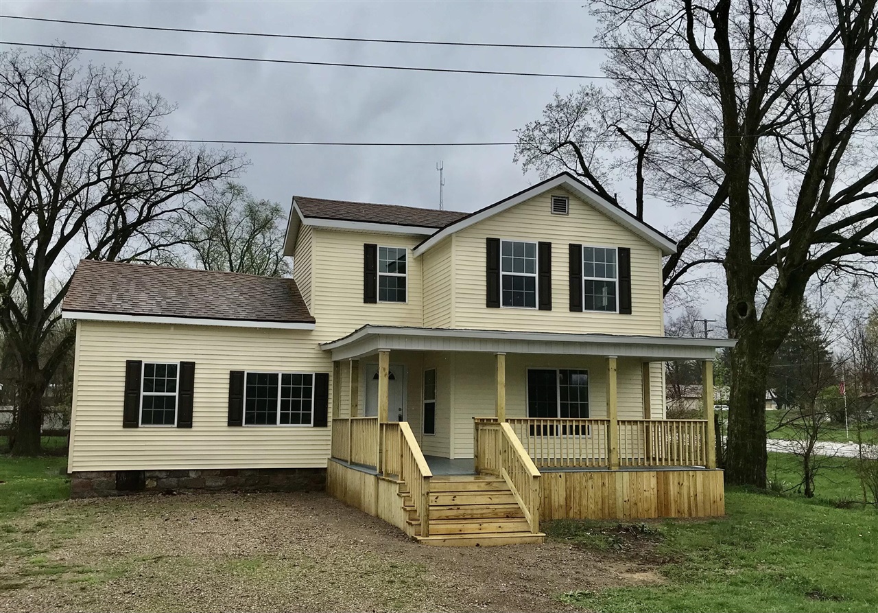 61445 N Main Street Property Photo 1