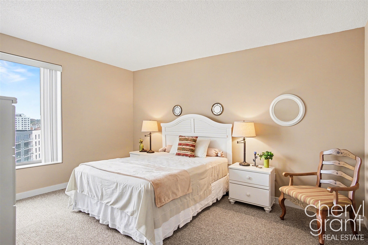 158 Campau Circle Property Photo 11