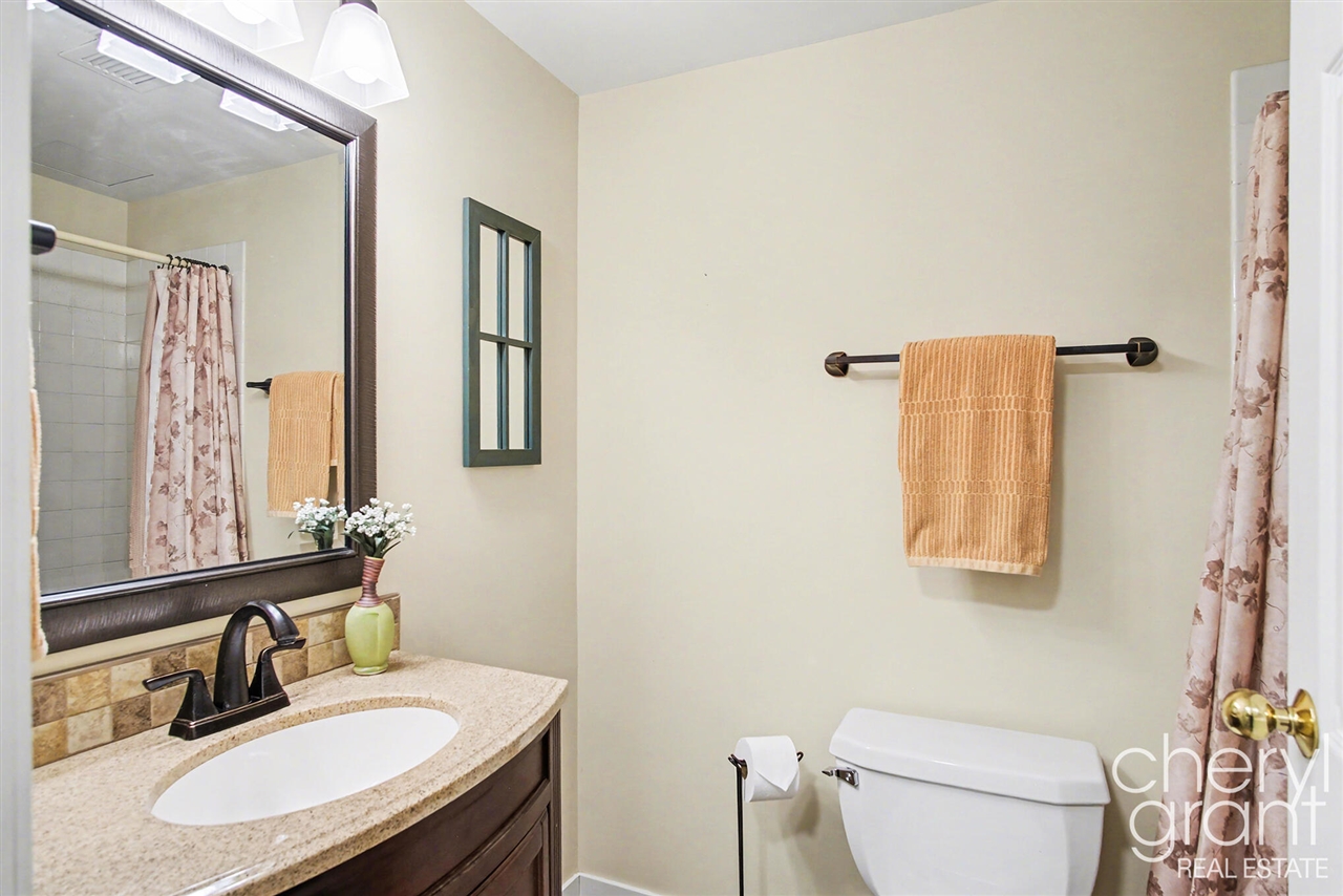 158 Campau Circle Property Photo 16