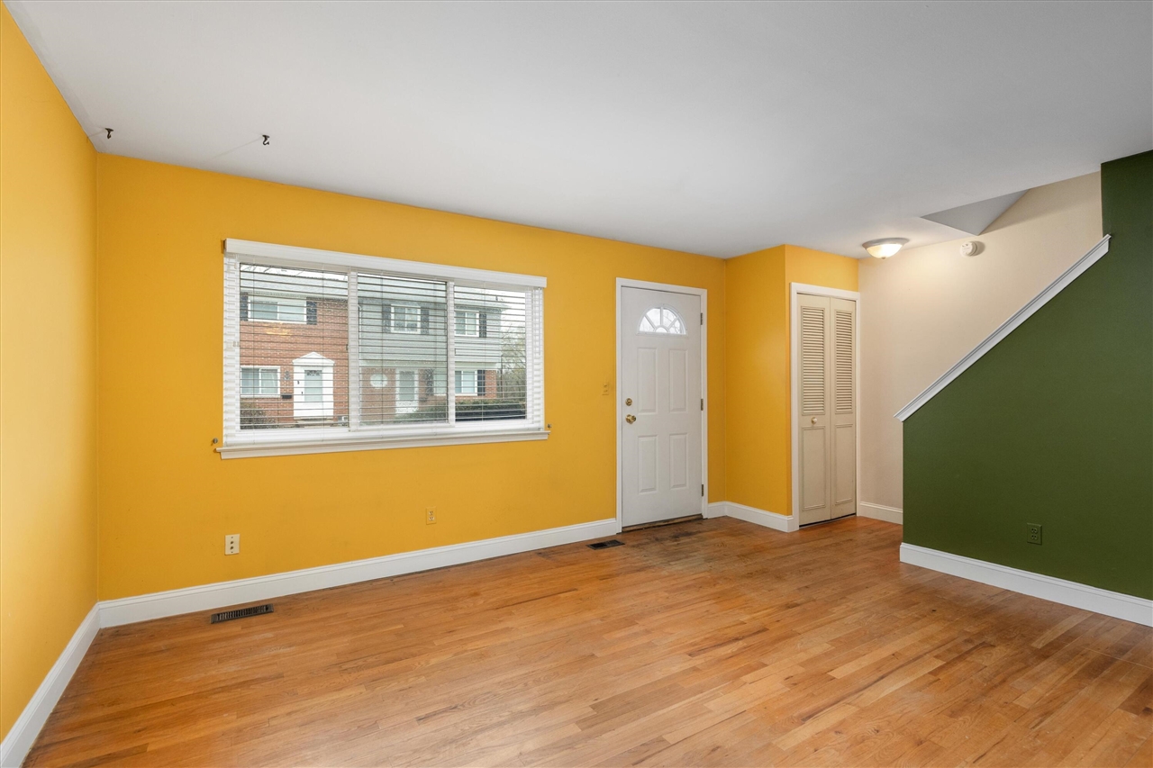 3045 Elstead Street Property Photo 2
