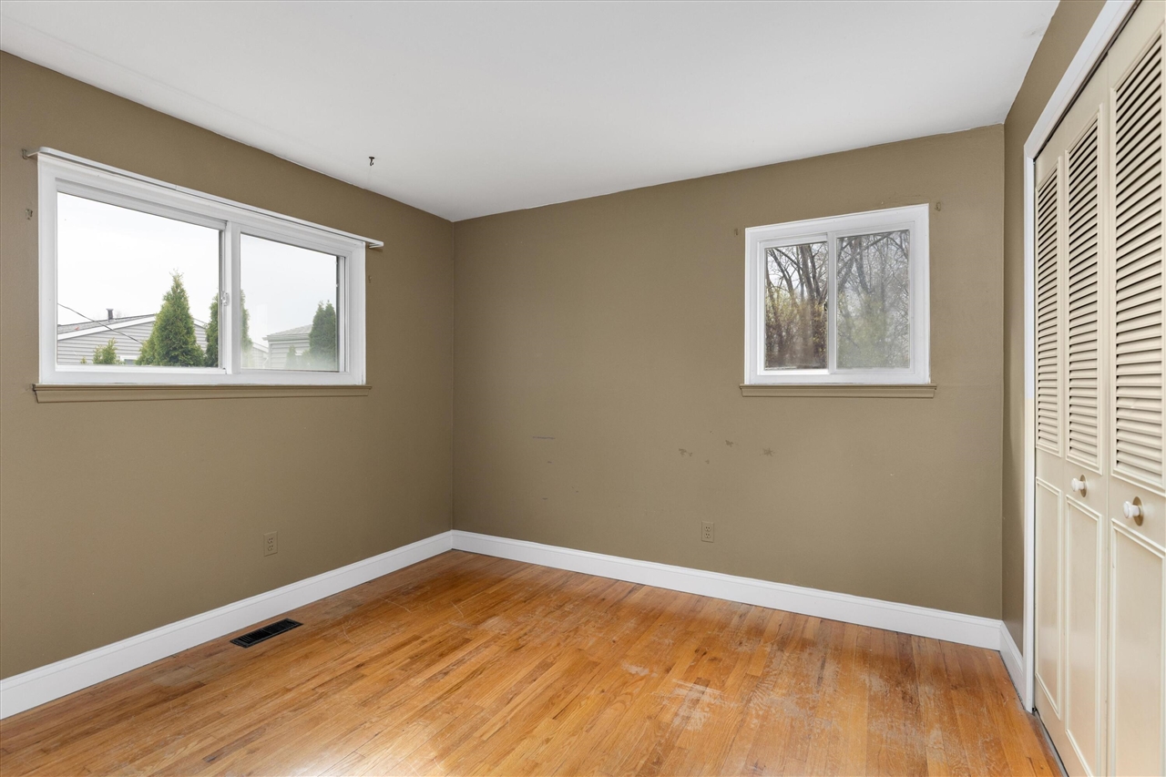 3045 Elstead Street Property Photo 12