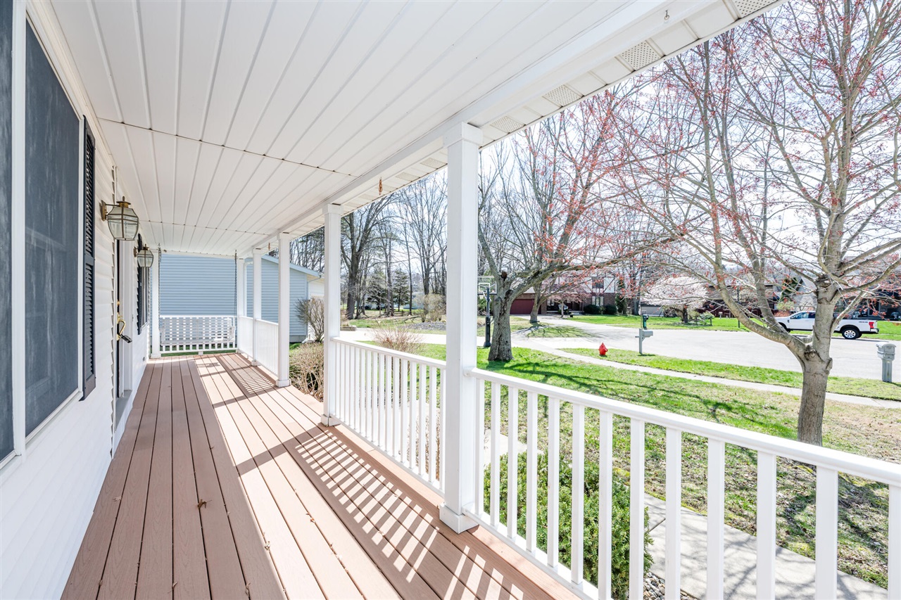 1375 Catherine Circle Property Photo 3