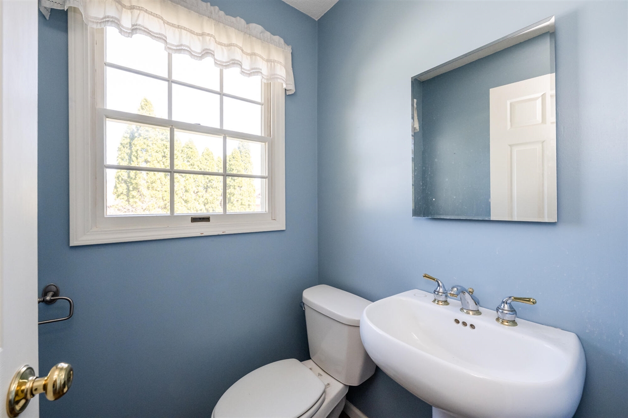 1375 Catherine Circle Property Photo 14
