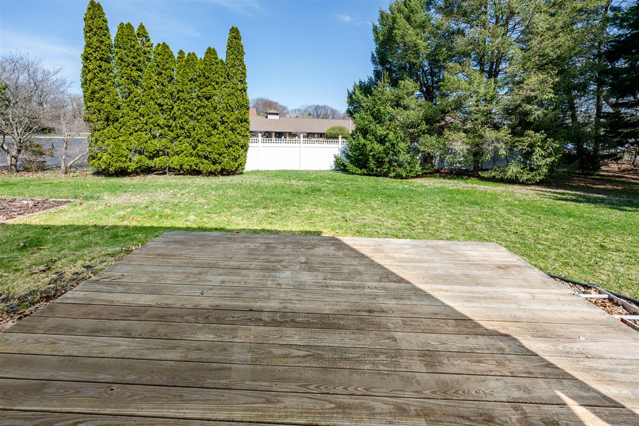 1375 Catherine Circle Property Photo 33