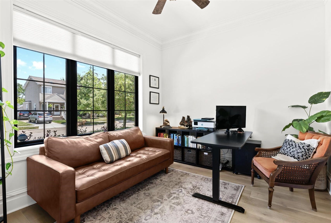 1886 Henrietta Street Property Photo 10