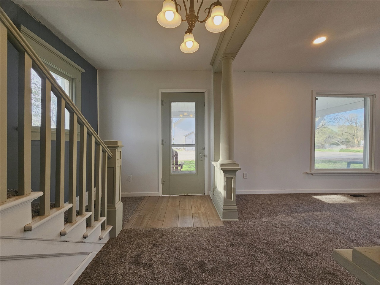 2249 E Montgomery Road Property Photo 15