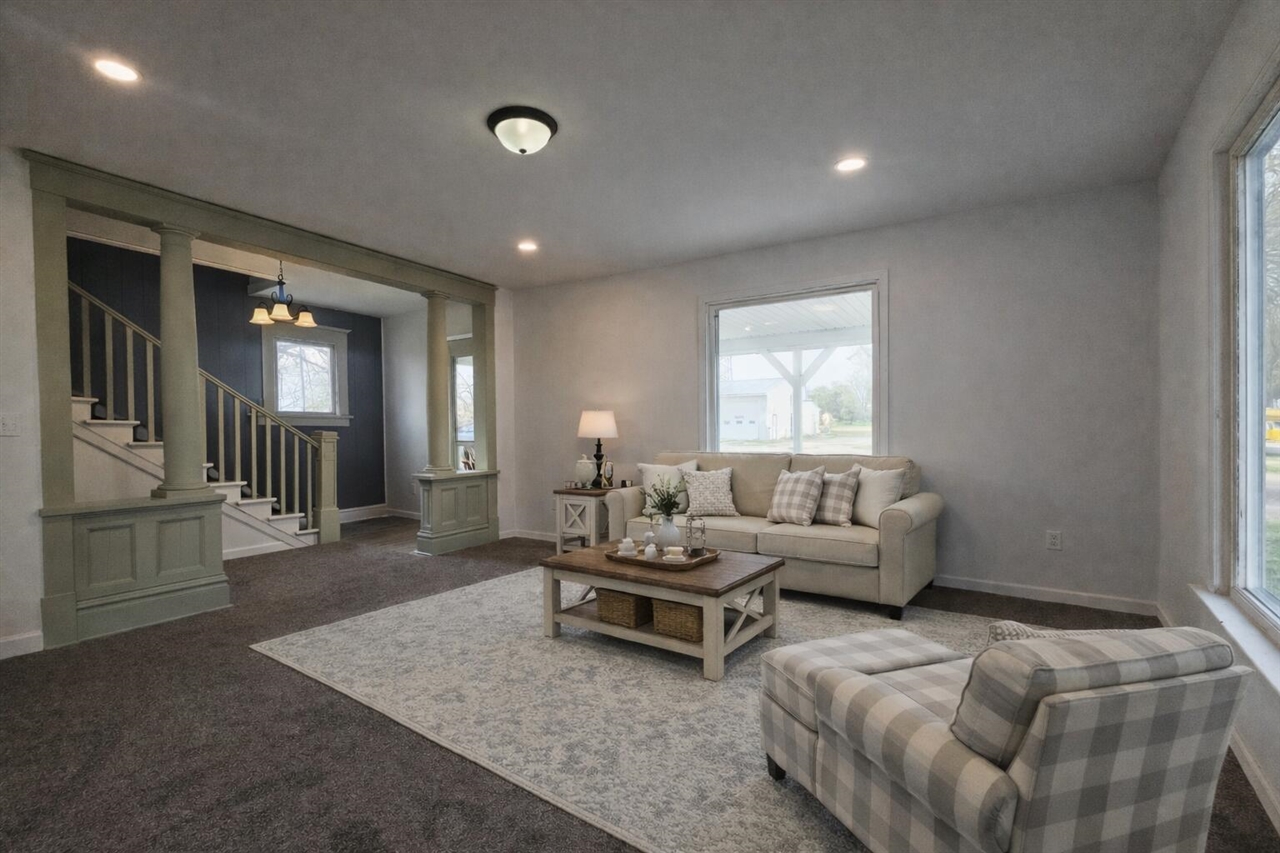 2249 E Montgomery Road Property Photo 16