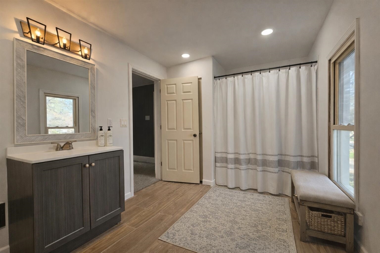 2249 E Montgomery Road Property Photo 23
