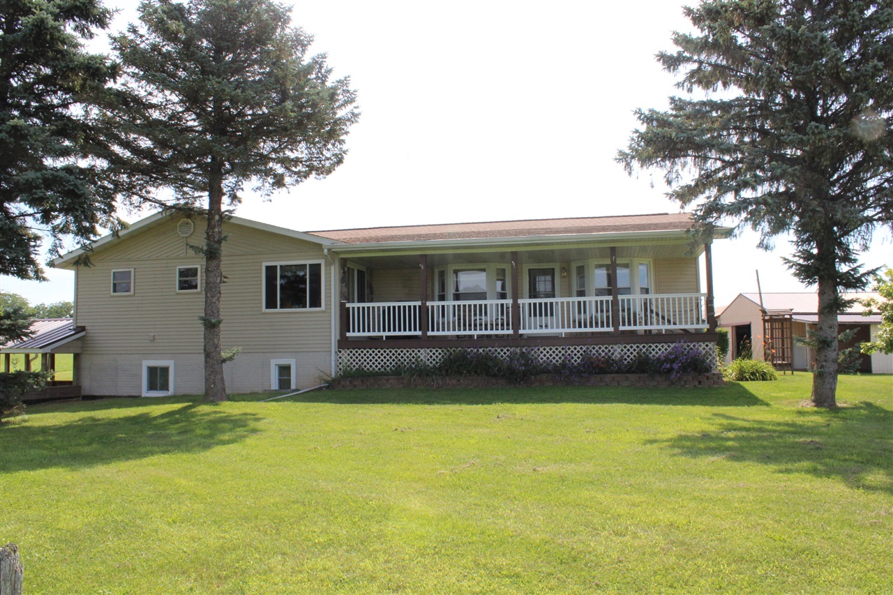 2812 Shoreline Drive Property Photo 1