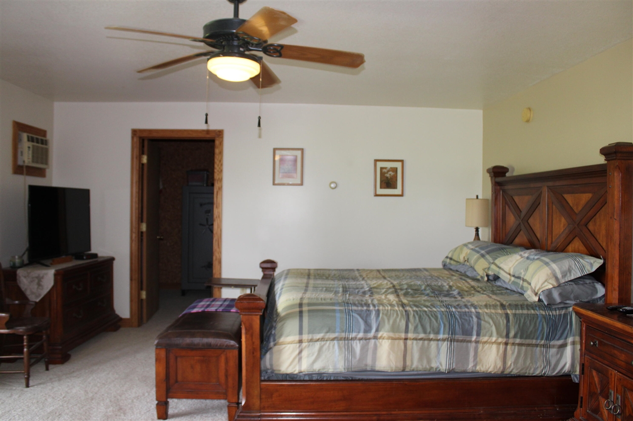 2812 Shoreline Drive Property Photo 21