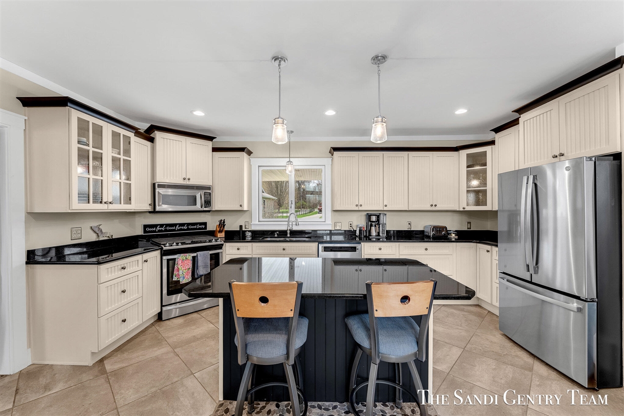 7 Circle Drive Property Photo 21