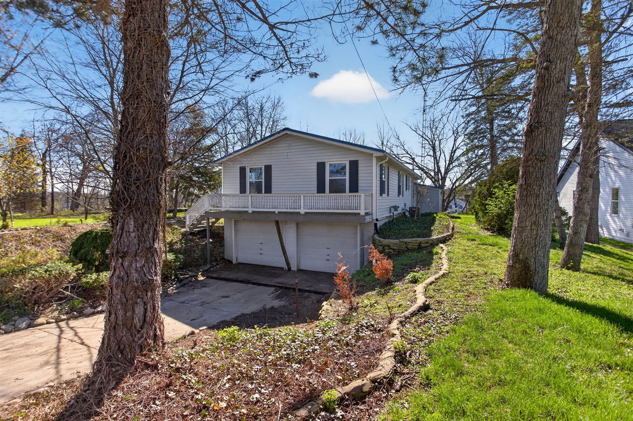 10791 Woodbrook Drive Property Photo 1