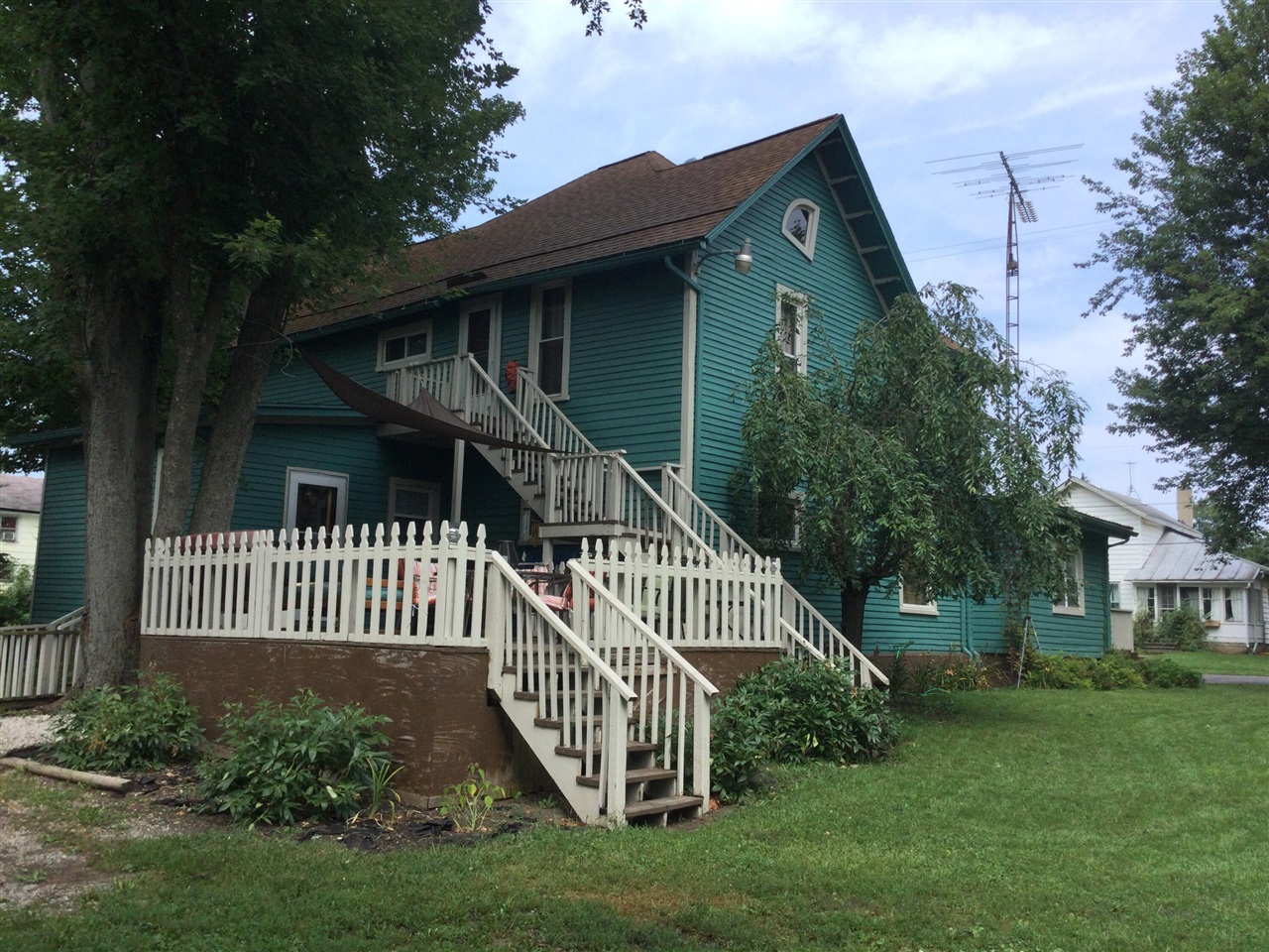 121 W State Street Property Photo 5