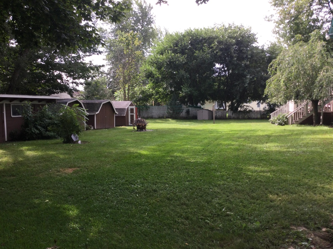 121 W State Street Property Photo 9