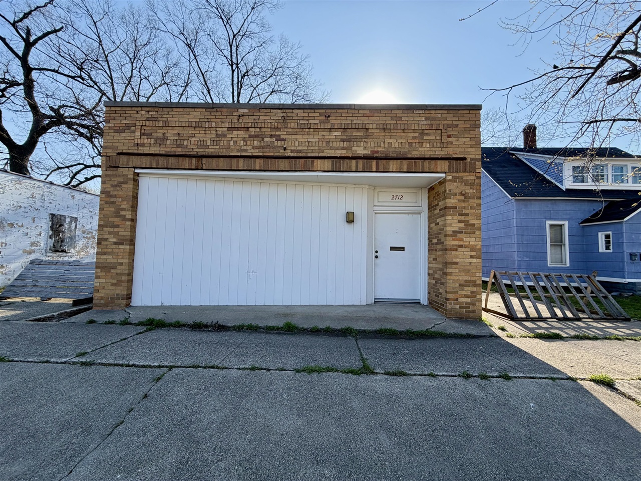 2712 Seventh Street Property Photo 1