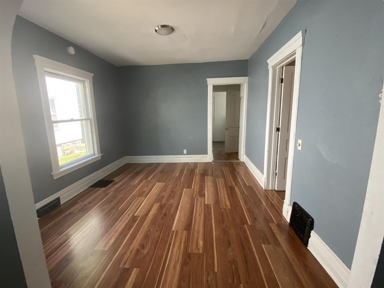 417 Locust Street Property Photo 15