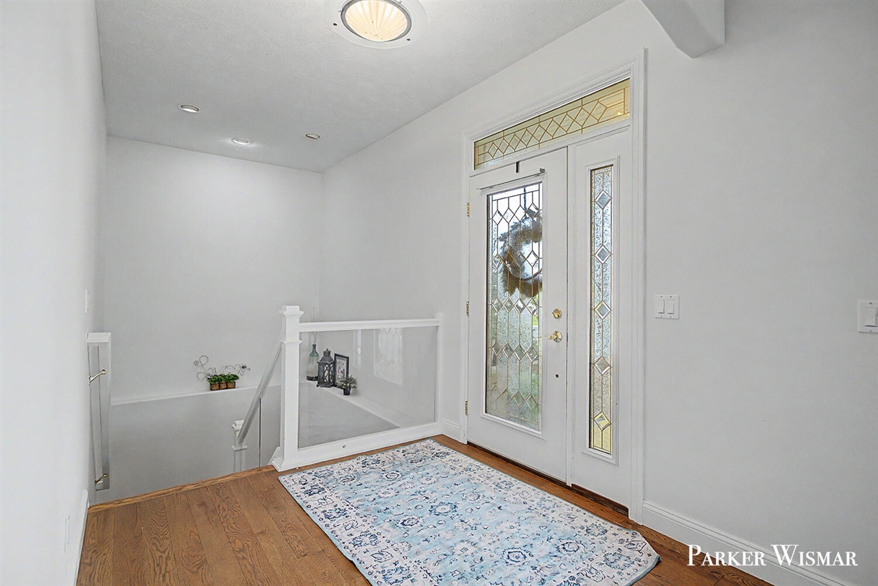 2661 Village Circle Property Photo 9