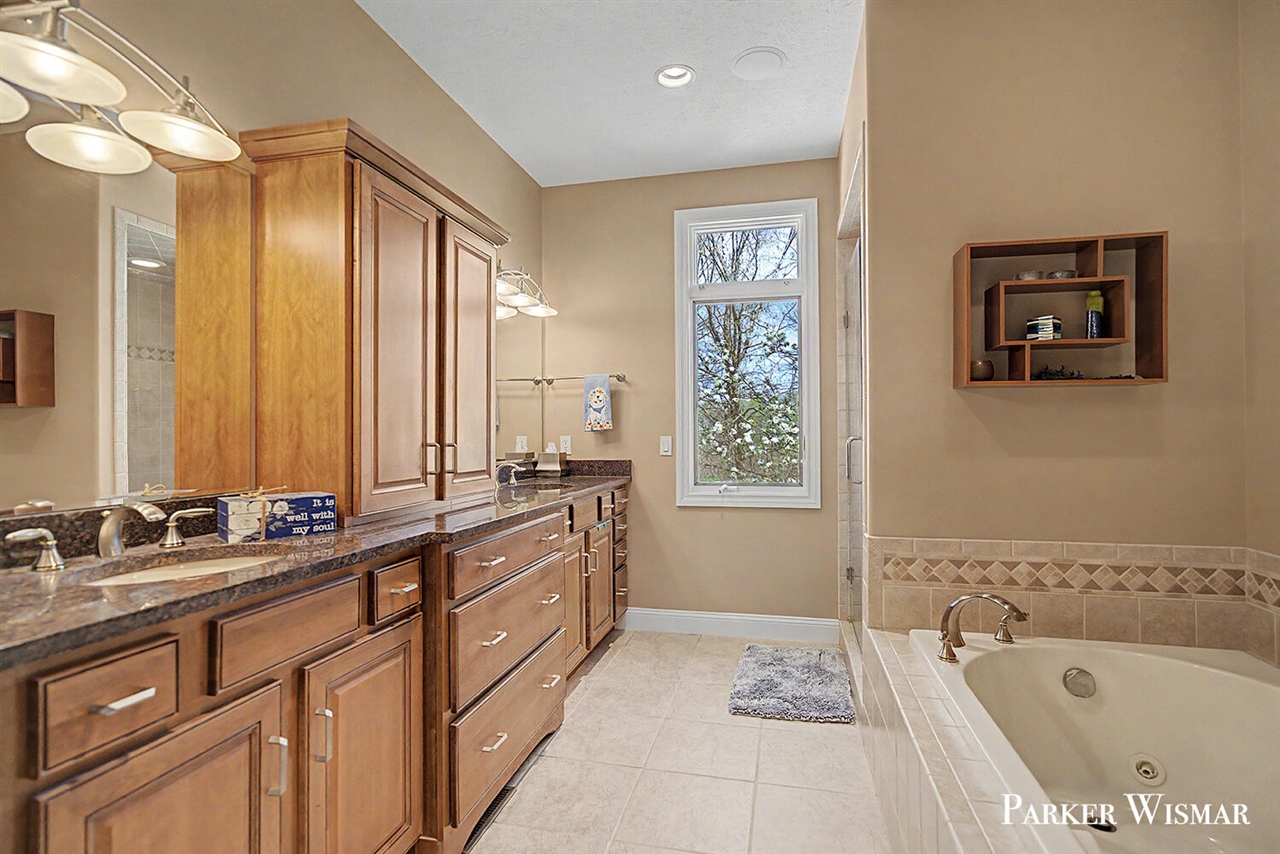 2661 Village Circle Property Photo 17