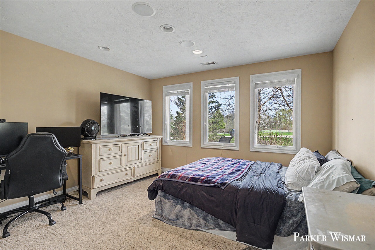 2661 Village Circle Property Photo 28