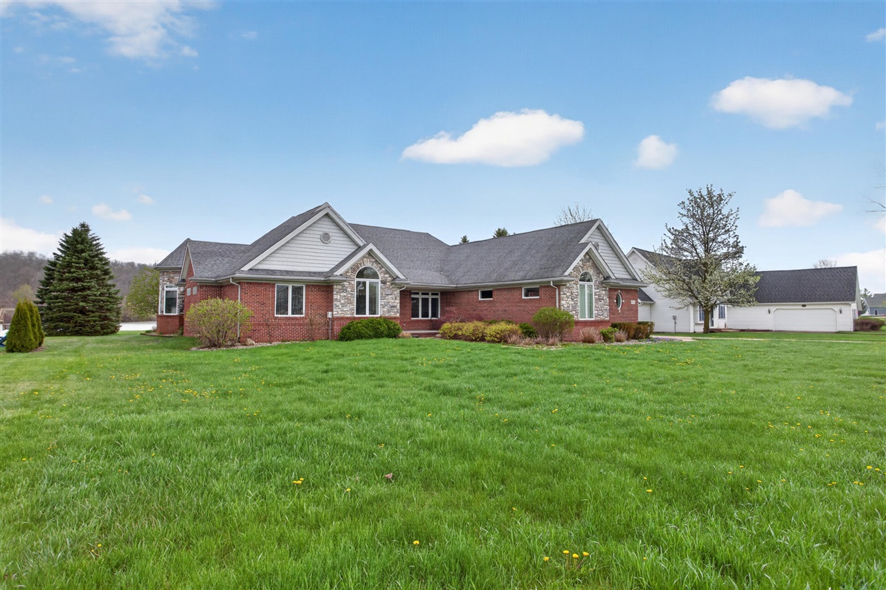 8334 Irish Mist Property Photo 3