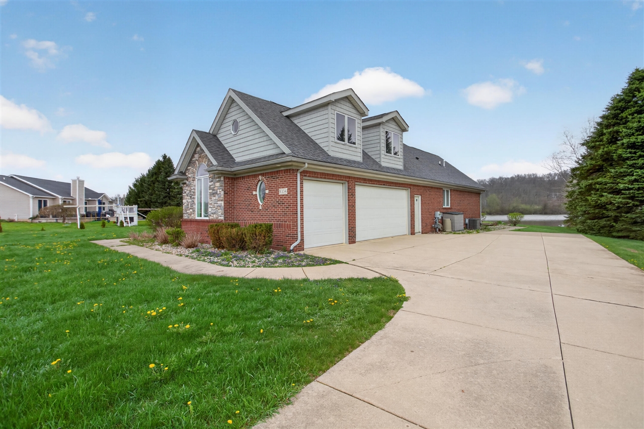 8334 Irish Mist Property Photo 9