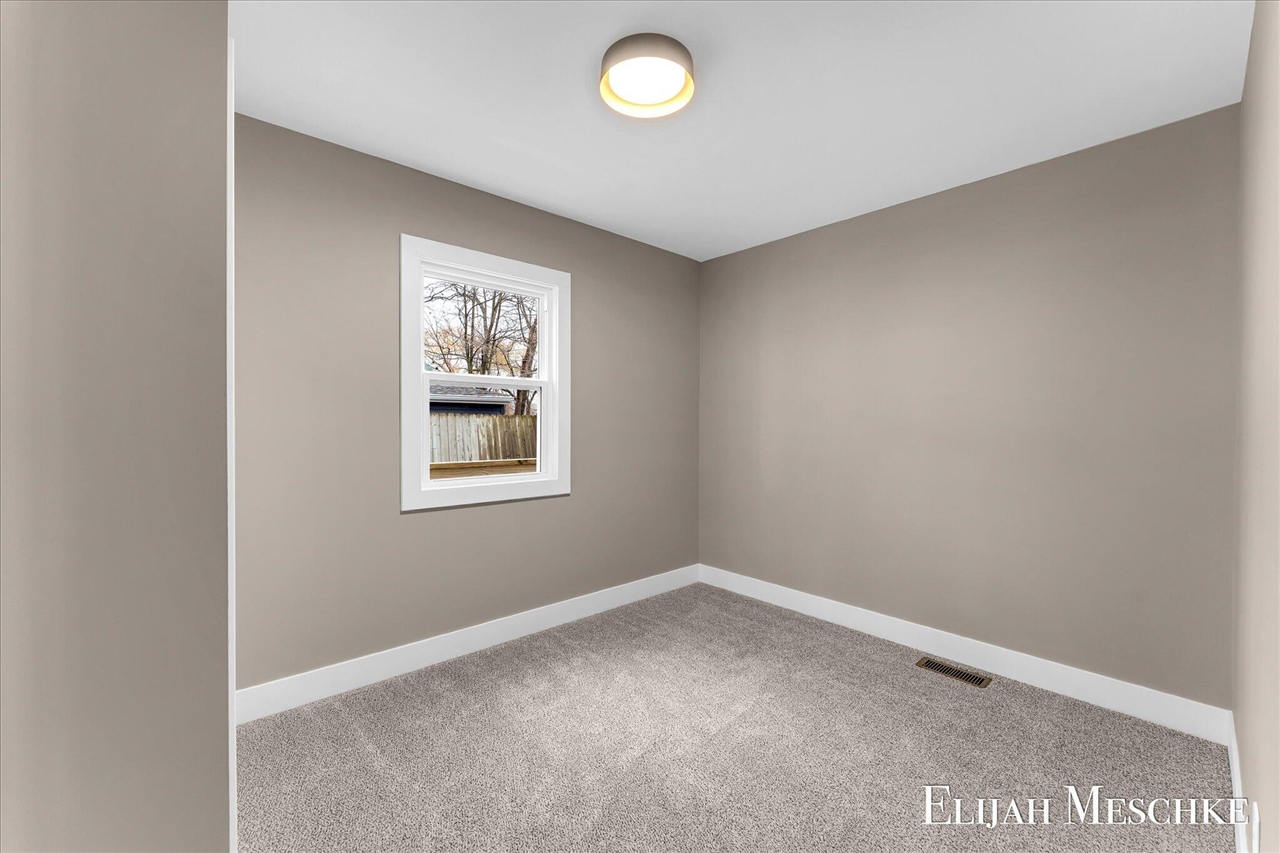 10463 Poplar Drive Property Photo 23