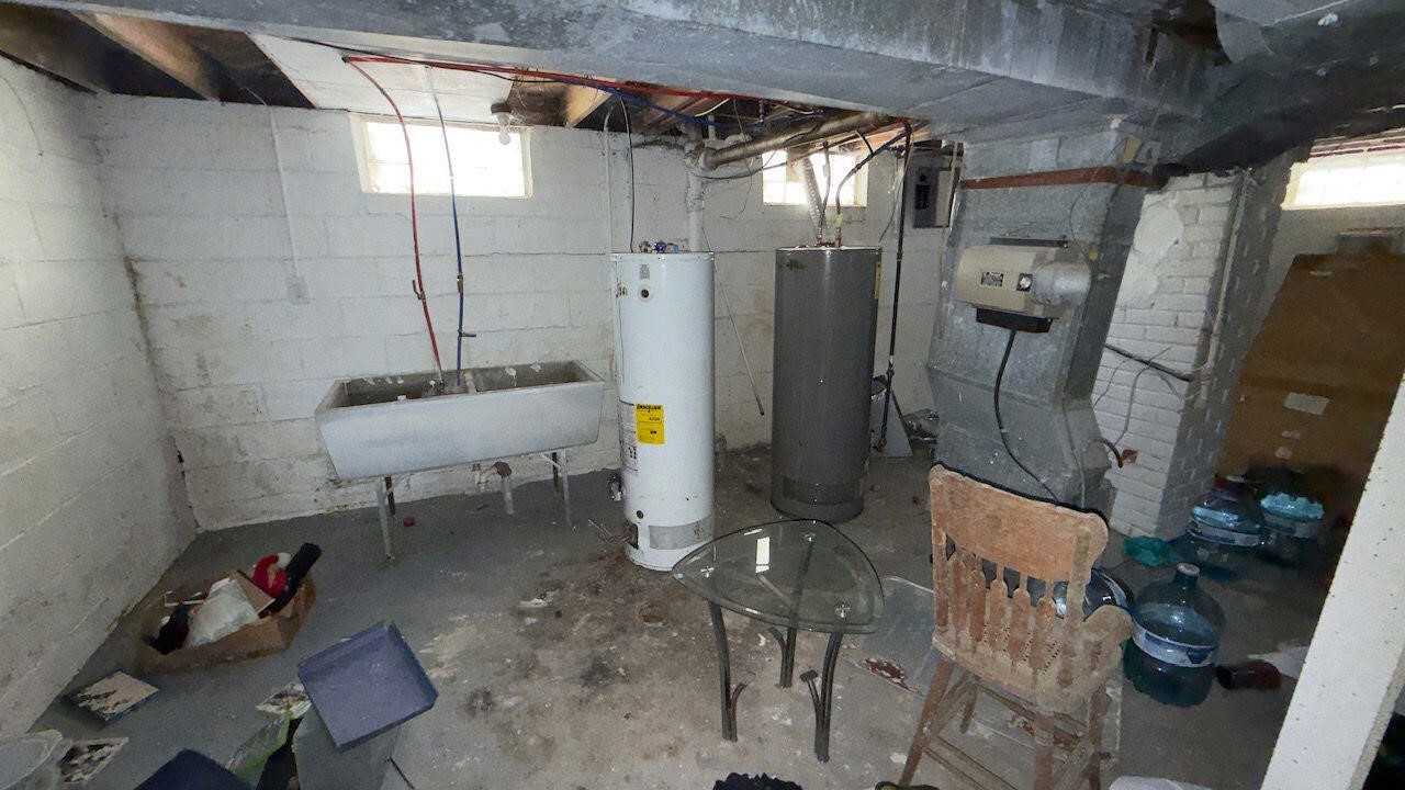 12140 Wayburn Street Property Photo 17
