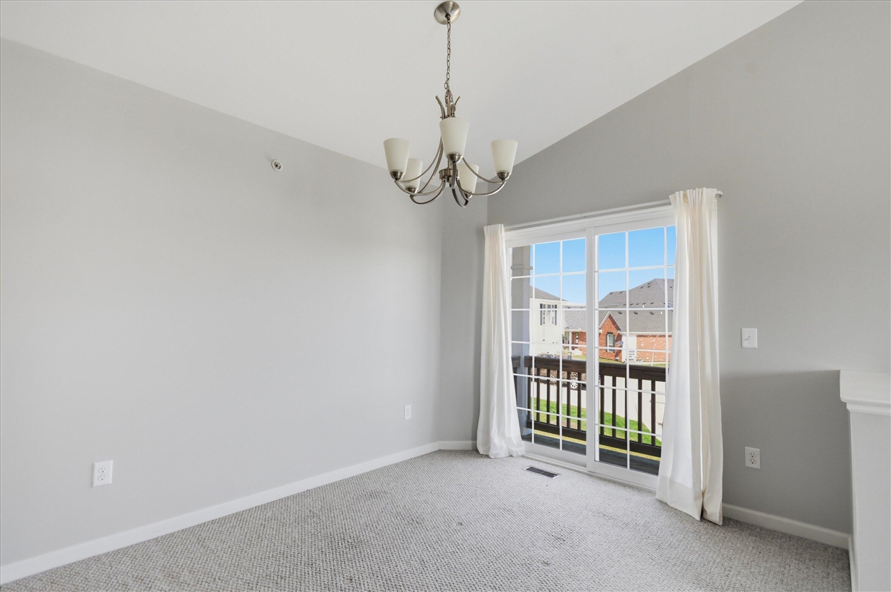 1304 Riversedge Drive Property Photo 6