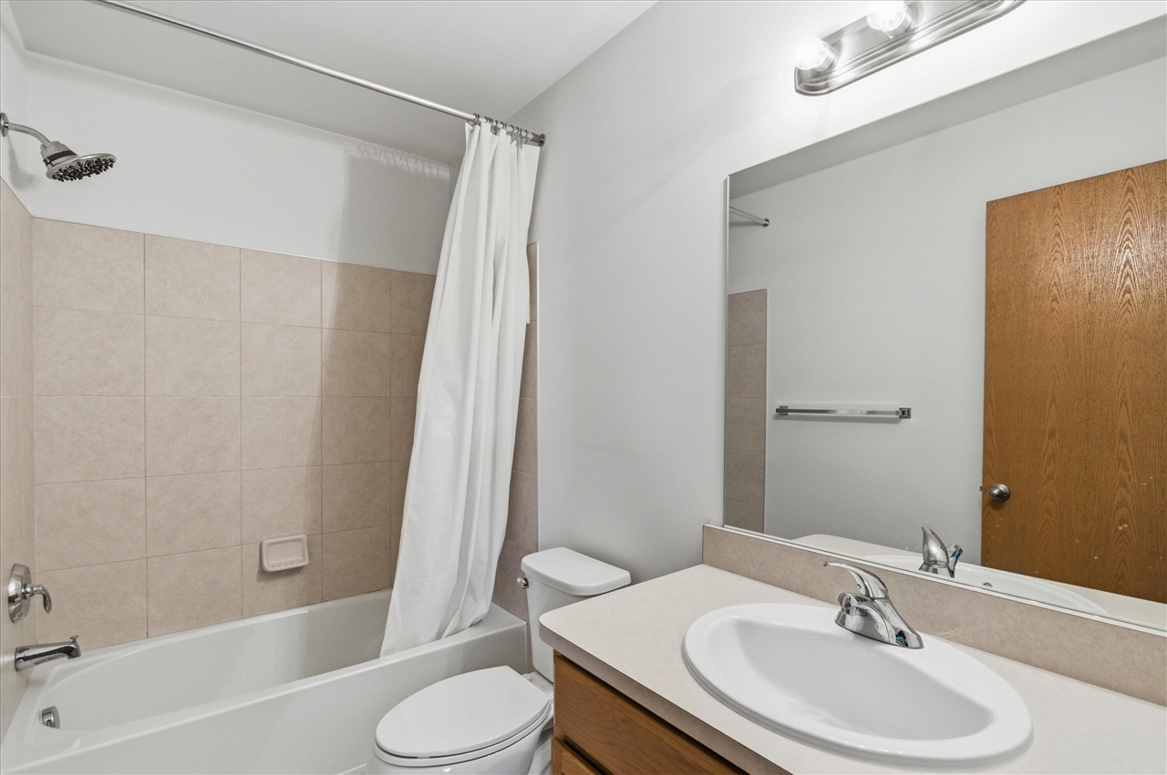 1304 Riversedge Drive Property Photo 28