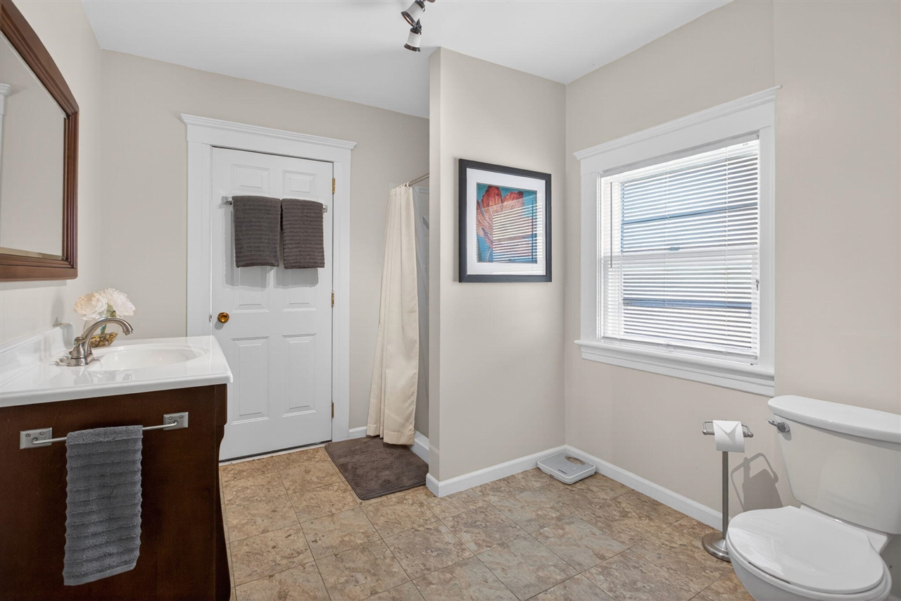 1114 Homewild Avenue Property Photo 20