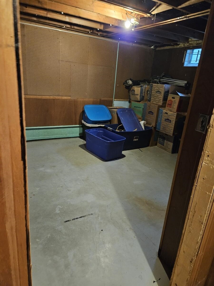 1614 Knapp Avenue Property Photo 4