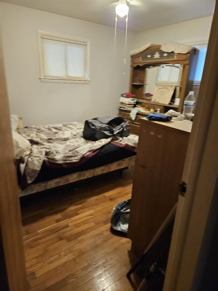 1614 Knapp Avenue Property Photo 6