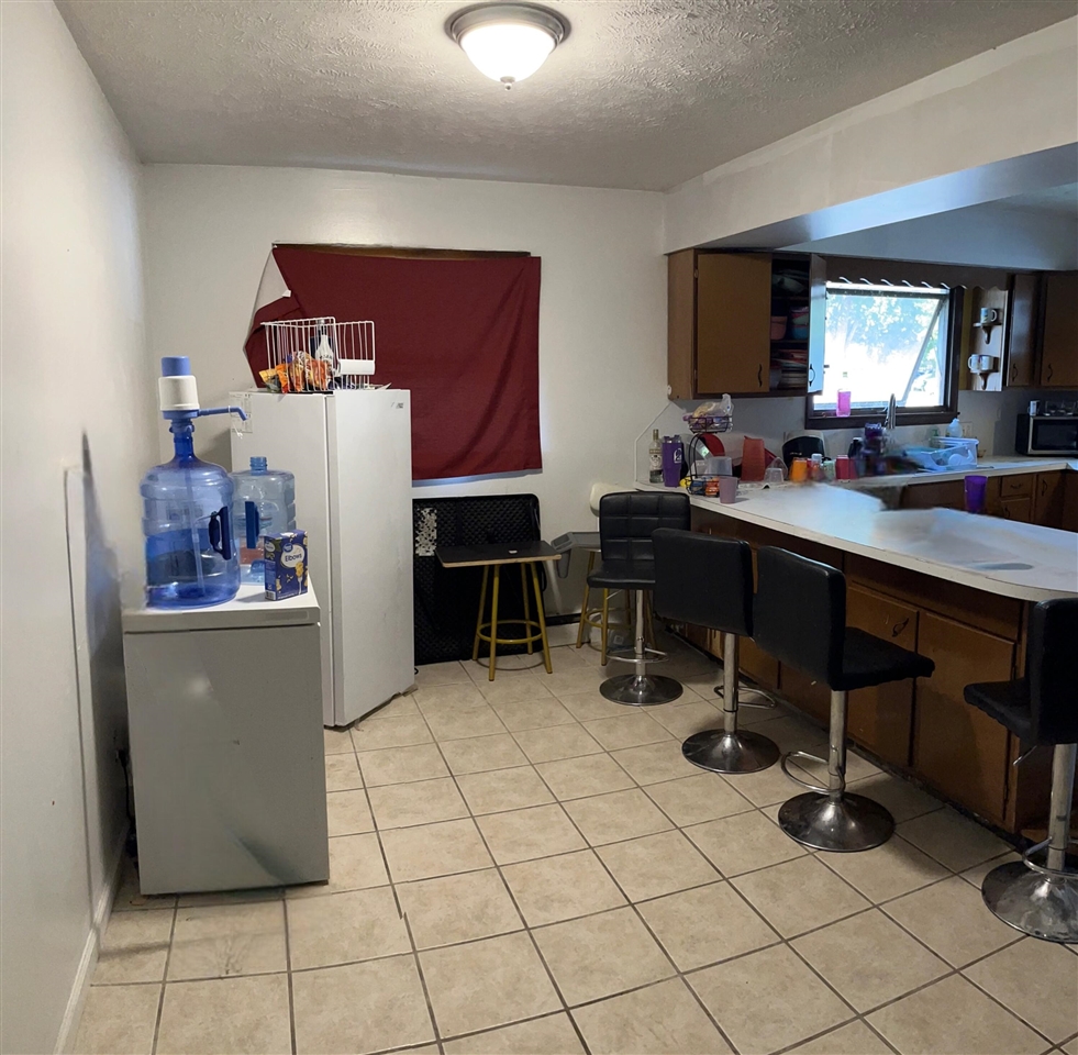 226 2nd Avenue Property Photo 2